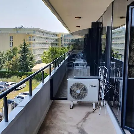 Boomerang Residence شقة *